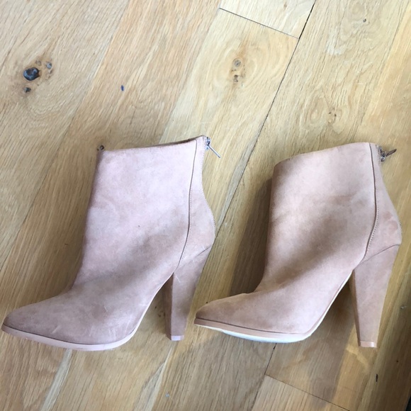 Cute ankle boots - Picture 2 of 8